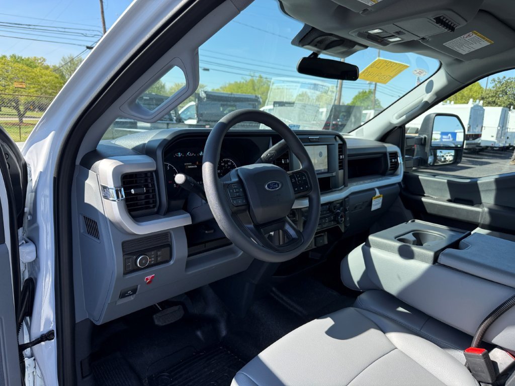 New 2026 Ford F350 XL w/ XL Chrome Package AWD/4WD image 13