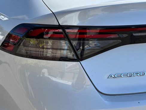Used 2023 Honda Accord EX image 22