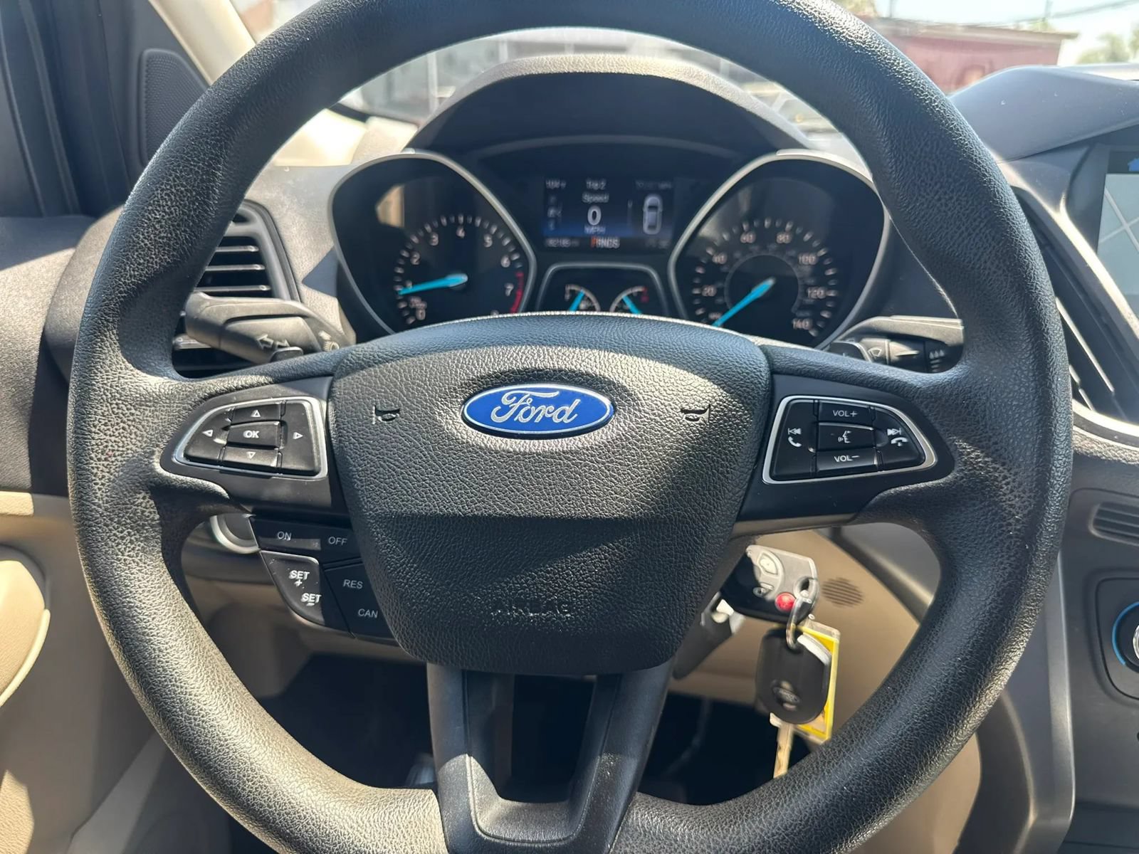 Used 2017 Ford Escape SE w/ Equipment Group 201A FWD image 28