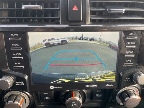 Certified 2021 Toyota 4Runner TRD Off-Road Premium image 27