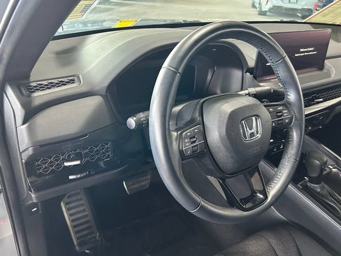 Used 2024 Honda Accord Sport image 20