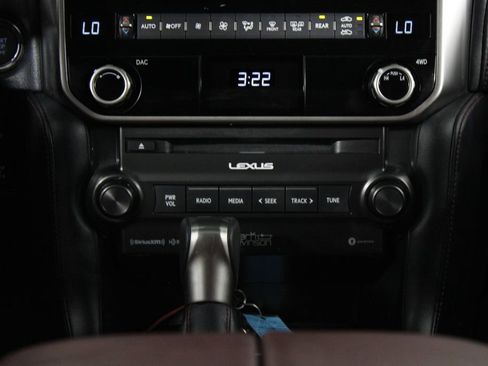 Used 2022 Lexus GX 460 Premium AWD/4WD image 22