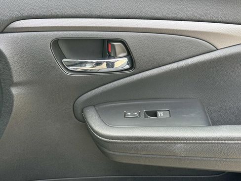 Used 2025 Honda Ridgeline RTL image 15