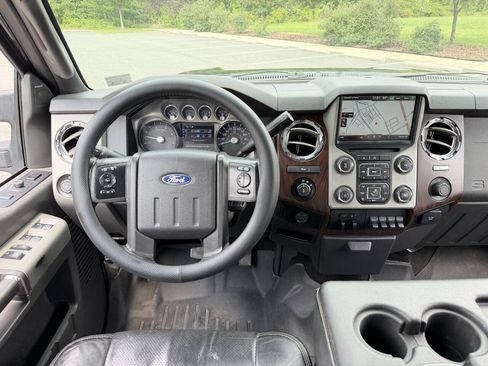 Used 2014 Ford F350 Lariat w/ Lariat Ultimate Package AWD/4WD image 16