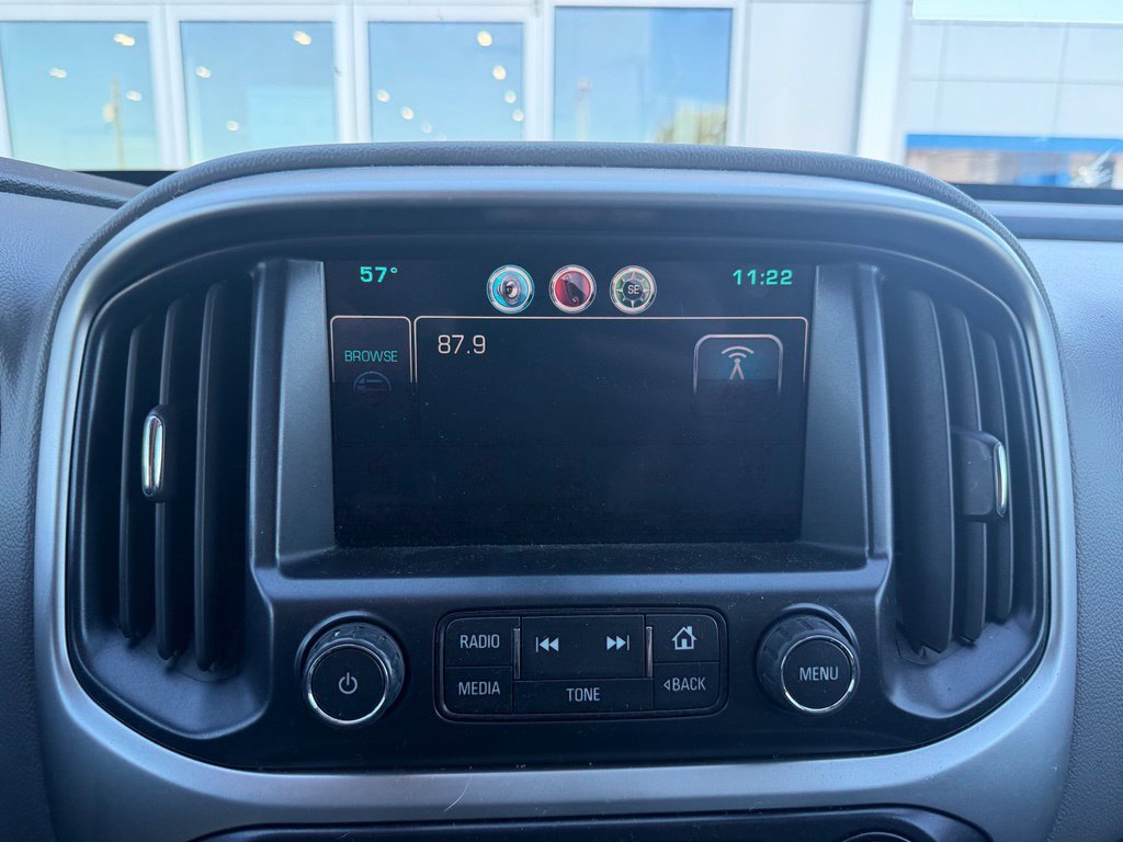 Used 2015 Chevrolet Colorado LT w/ LT Convenience Package AWD/4WD image 8