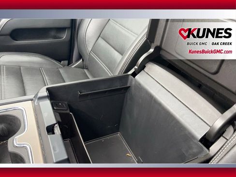 Used 2017 GMC Sierra 3500 Denali image 29