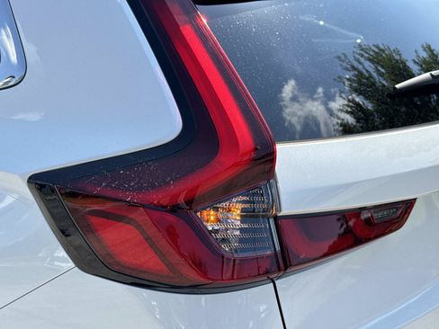 Used 2025 Honda CR-V Sport Touring image 11