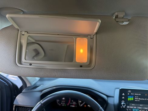 Used 2024 Honda CR-V EX-L image 32