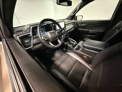 Used 2023 GMC Canyon Elevation w/ Elevation Premium Package AWD/4WD image 2
