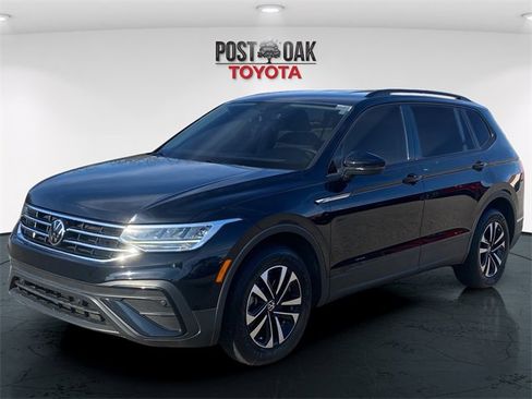Used 2023 Volkswagen Tiguan S image 3