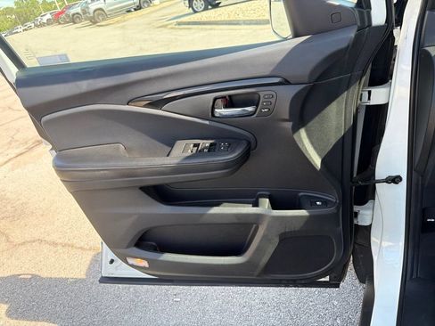 Used 2019 Honda Ridgeline RTL-E image 31