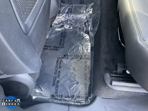 Used 2019 Land Rover Discovery Sport SE image 27