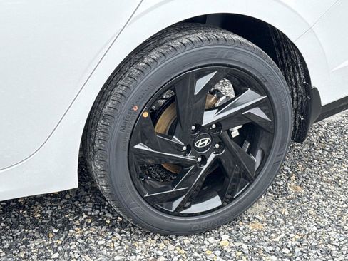 New 2026 Hyundai Elantra Sport image 17