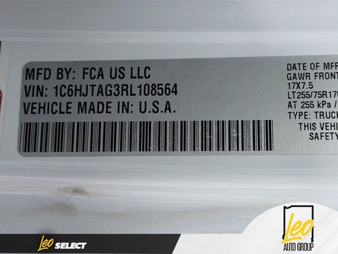 Used 2024 Jeep Gladiator Sport image 30