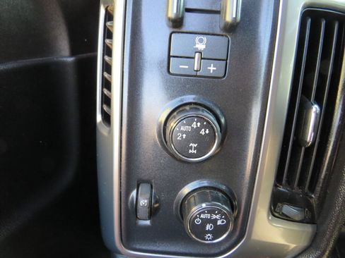 Used 2015 Chevrolet Silverado 1500 LT w/ LT Fleet Convenience Package image 11