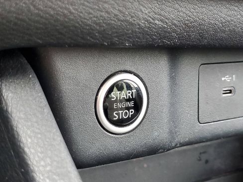 Used 2023 Nissan Rogue SV AWD/4WD image 30
