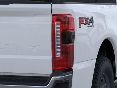 New 2026 Ford F350 XL w/ 360-Degree Camera Package image 21