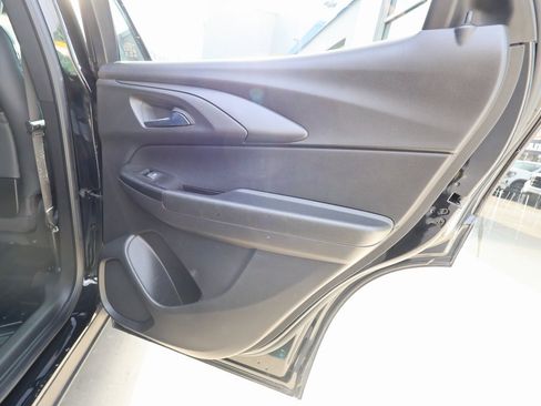 Used 2022 Chevrolet TrailBlazer RS w/ Technology Package image 29