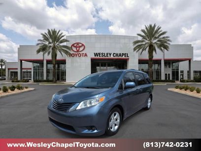 Used 2016 Toyota Sienna LE