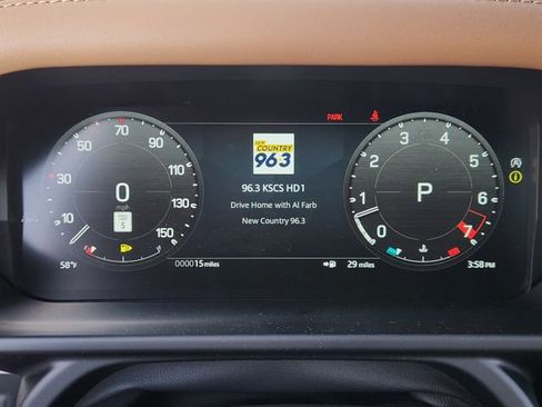 New 2026 Land Rover Defender 110 X-Dynamic SE image 11