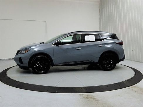 Used 2024 Nissan Murano SV w/ SV Midnight Edition Package image 4