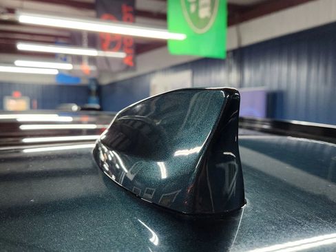 Used 2017 Jaguar F-PACE Premium image 63