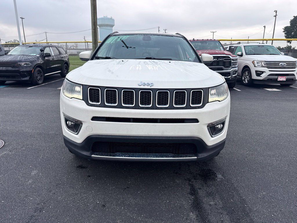 Used 2019 Jeep Compass Limited w/ Premium Lighting Group AWD/4WD image 8