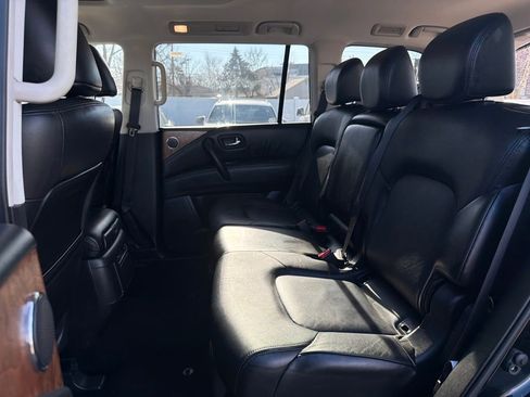 Used 2024 Nissan Armada SL image 33
