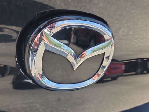 Used 2024 MAZDA MAZDA3 s FWD image 30