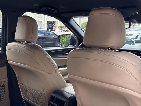 Used 2023 Jeep Grand Cherokee Limited w/ Luxury Tech Group II AWD/4WD image 26