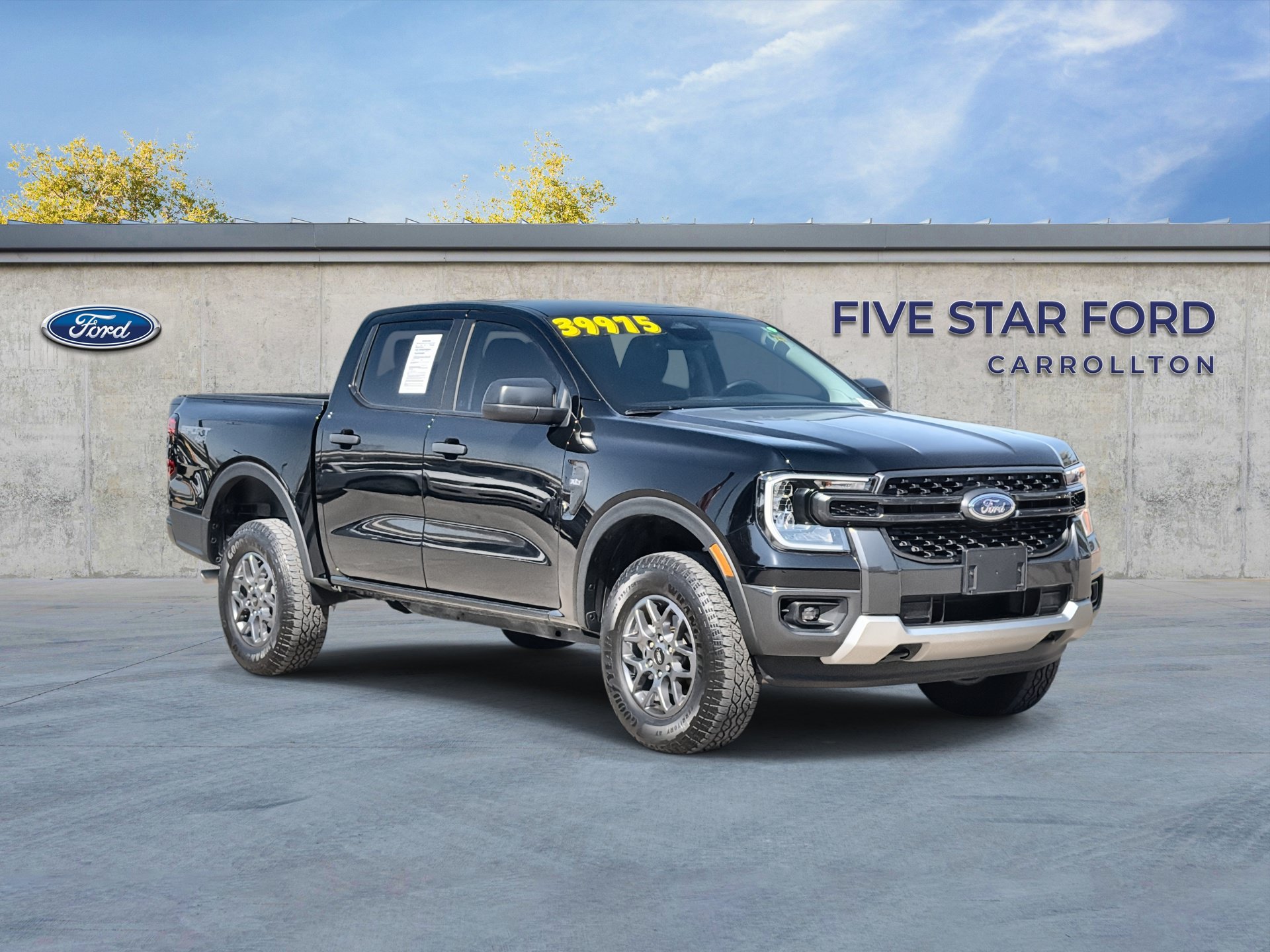 Certified 2025 Ford Ranger XLT w/ Trailer Tow Package AWD/4WD image 1
