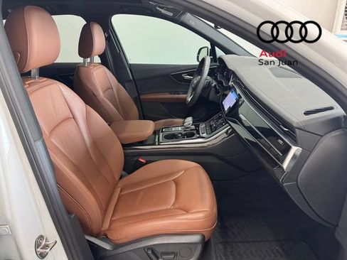 Used 2023 Audi Q7 3.0T Premium w/ Convenience Package AWD/4WD image 26