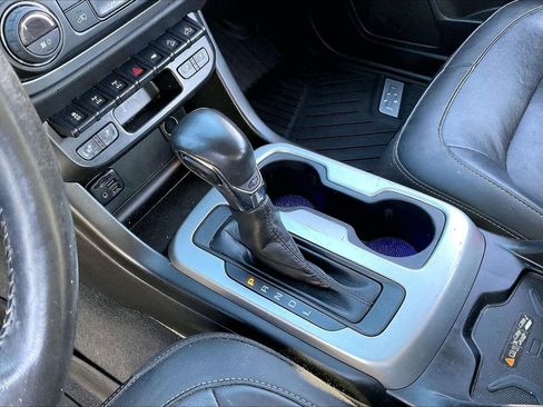 Used 2022 Chevrolet Colorado ZR2 image 30