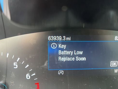 Used 2020 Ford Escape SE FWD image 13