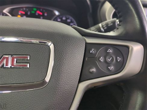 Used 2021 GMC Acadia SLT w/ Premium Package image 33