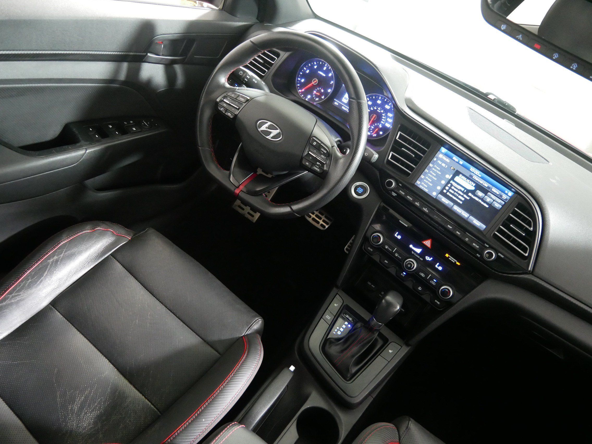 Used 2019 Hyundai Elantra Sport w/ Premium Package 03 FWD image 9