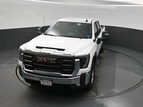 New 2026 GMC Sierra 2500 Pro image 12
