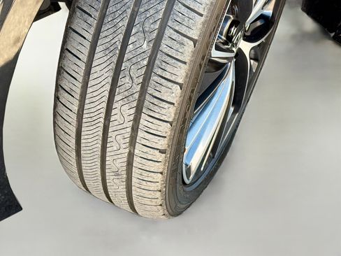 Used 2024 Toyota Prius XLE image 41