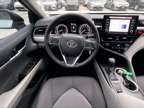 Used 2024 Toyota Camry LE FWD image 6