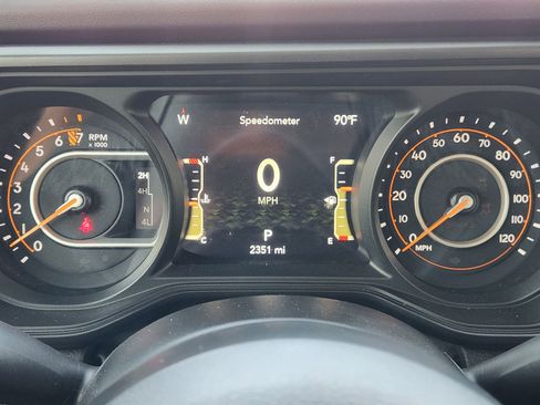 New 2025 Jeep Gladiator Sport image 11