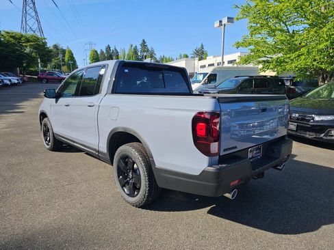 New 2026 Honda Ridgeline Black Edition image 6