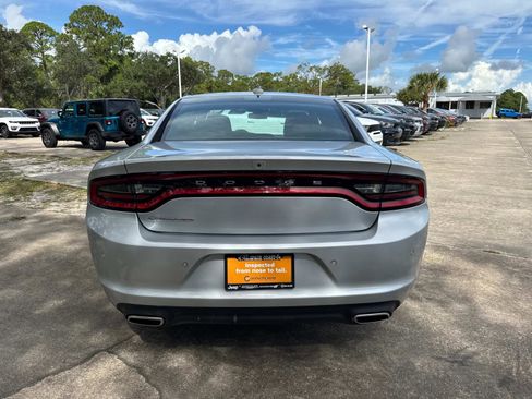 Certified 2023 Dodge Charger SXT image 4