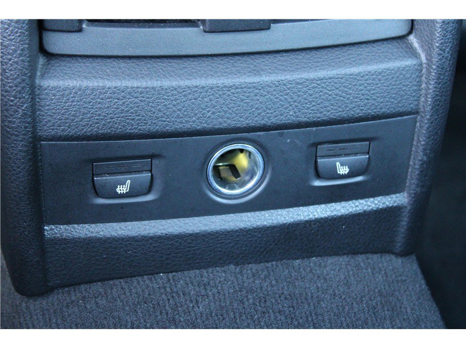 Used 2013 BMW 328i xDrive Sedan AWD/4WD image 31