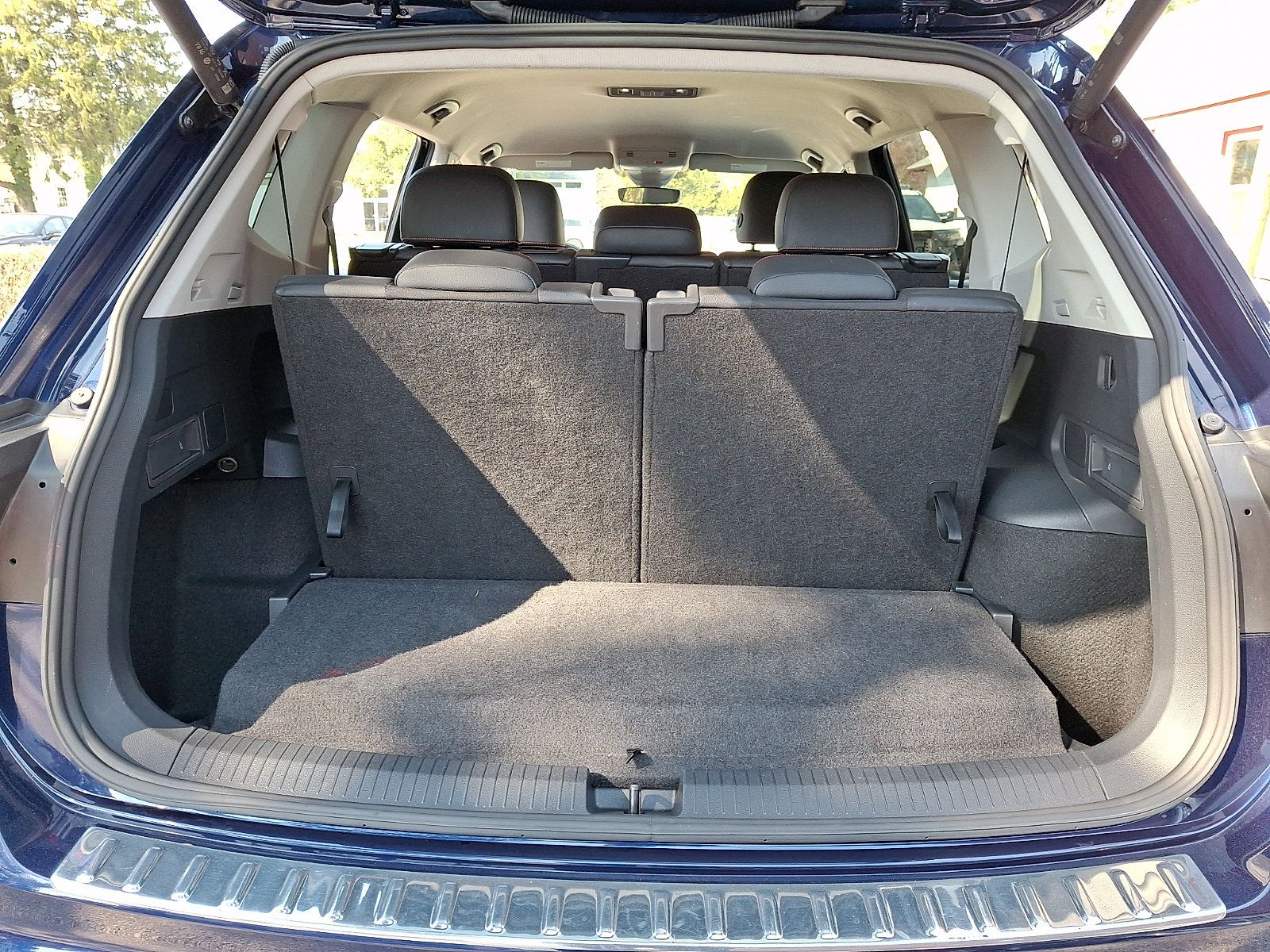 Used 2024 Volkswagen Tiguan Wolfsburg Edition FWD image 27