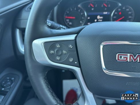 Used 2024 GMC Terrain SLT image 65