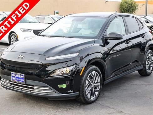 Certified 2023 Hyundai Kona SE w/ Cargo Package image 3