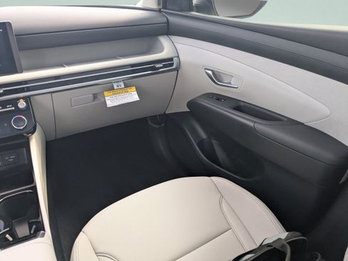 New 2026 Hyundai Tucson SEL FWD image 15