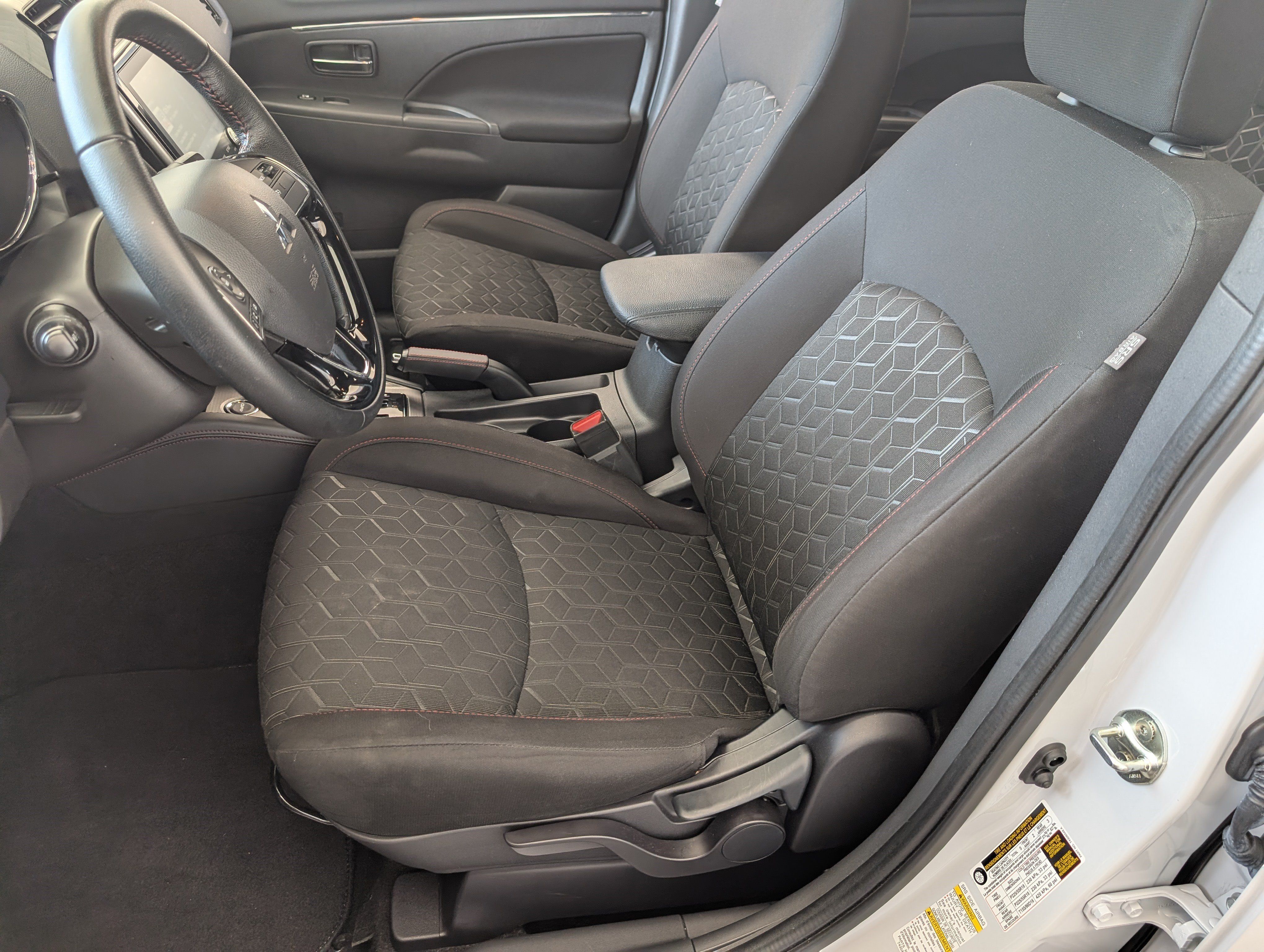 Used 2024 Mitsubishi Outlander Sport AWD image 16