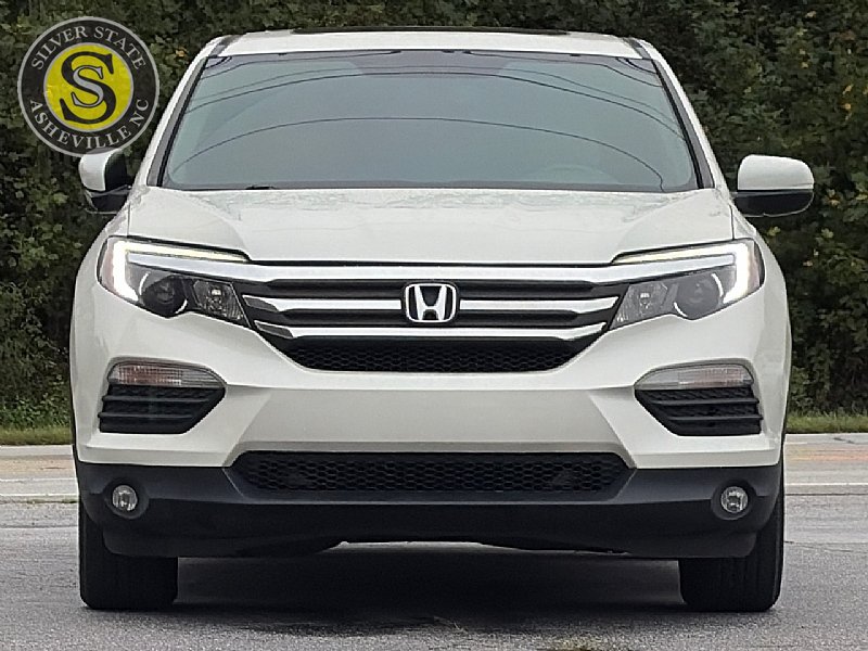 Used 2017 Honda Pilot EX-L image 2