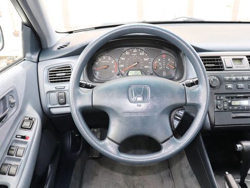 Used 2001 Honda Accord LX image 25